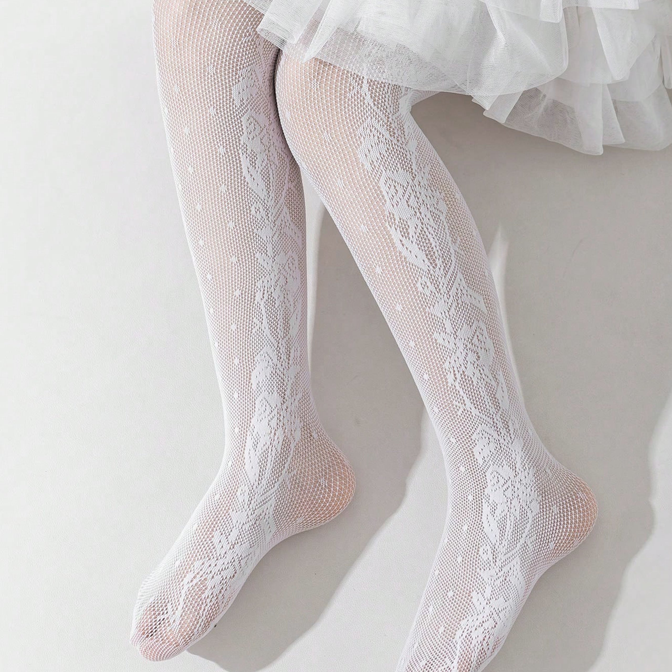 Girls Lace Tights Kids Sheer Patterned Fishnet Stockings 2 Pack Hollow Dance Pantyhose