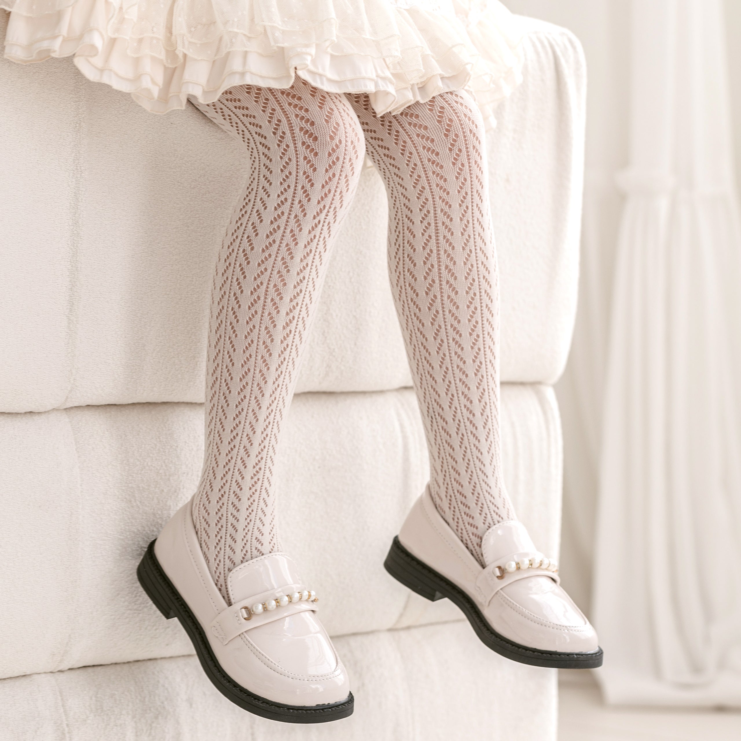 Girls Lace Tights Kids Sheer Patterned Fishnet Stockings 2 Pack Hollow Dance Pantyhose