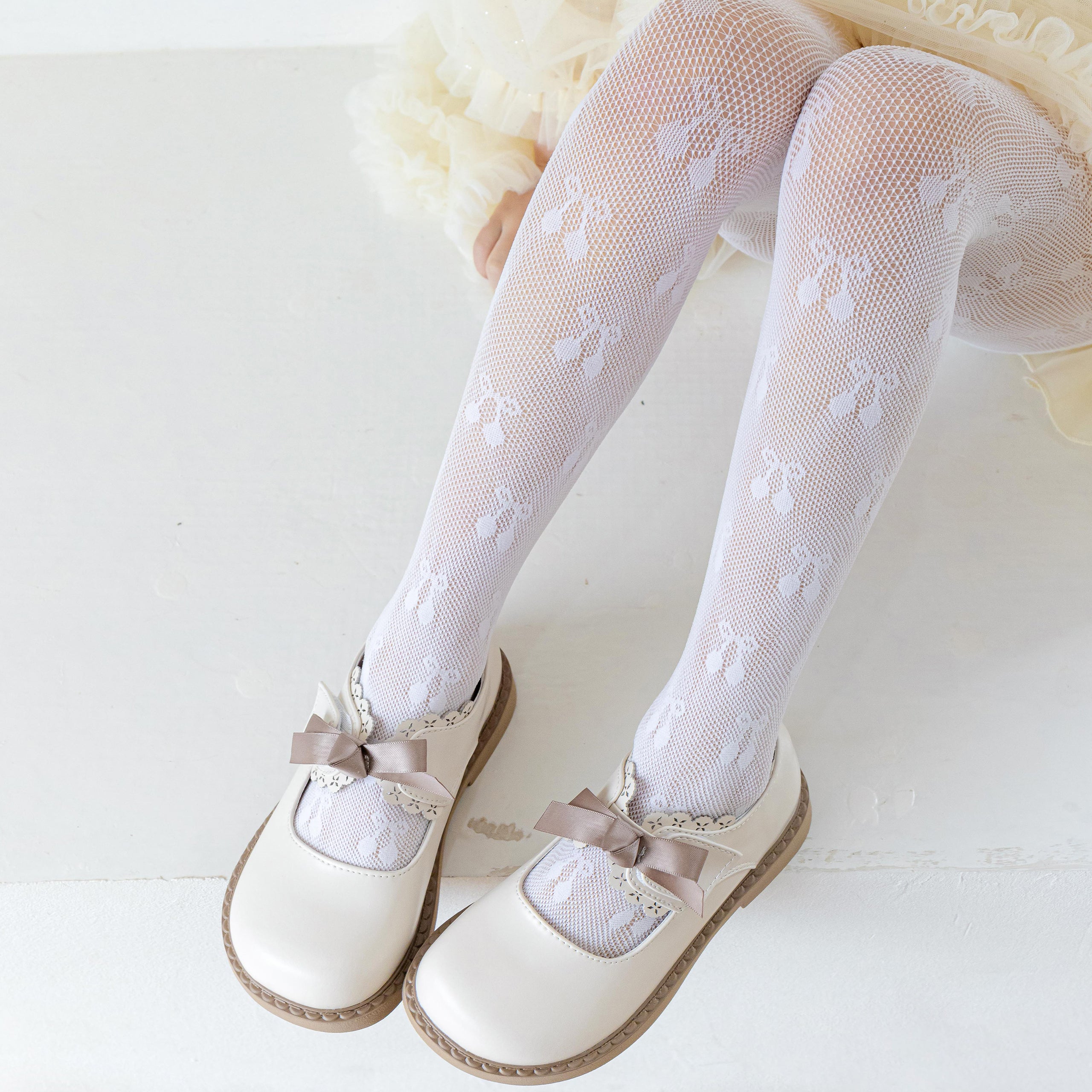 Girls Lace Tights Kids Sheer Patterned Fishnet Stockings 2 Pack Hollow Dance Pantyhose