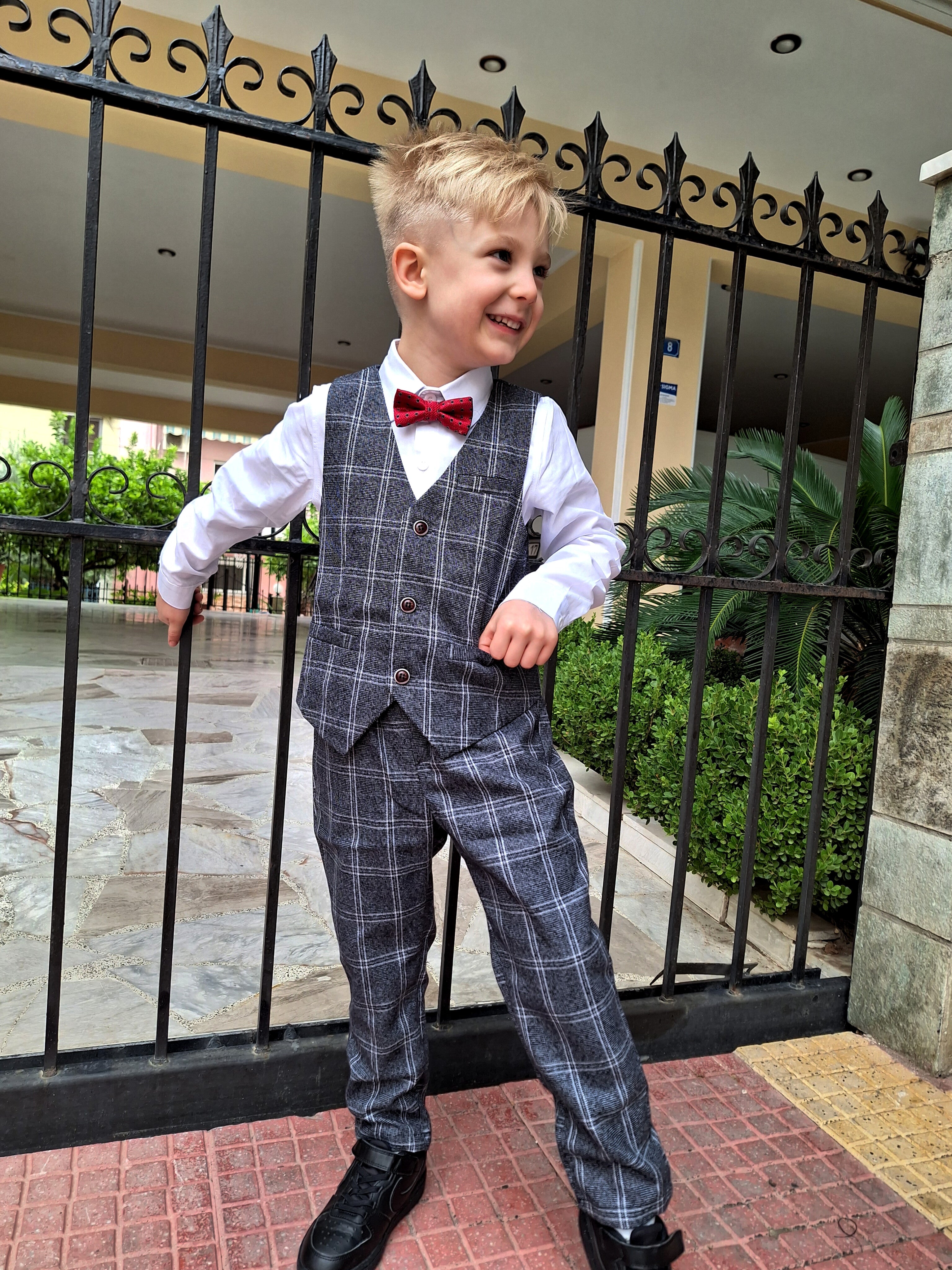 Boys Vest Pants Set Plaid Dress Suit with Shirt