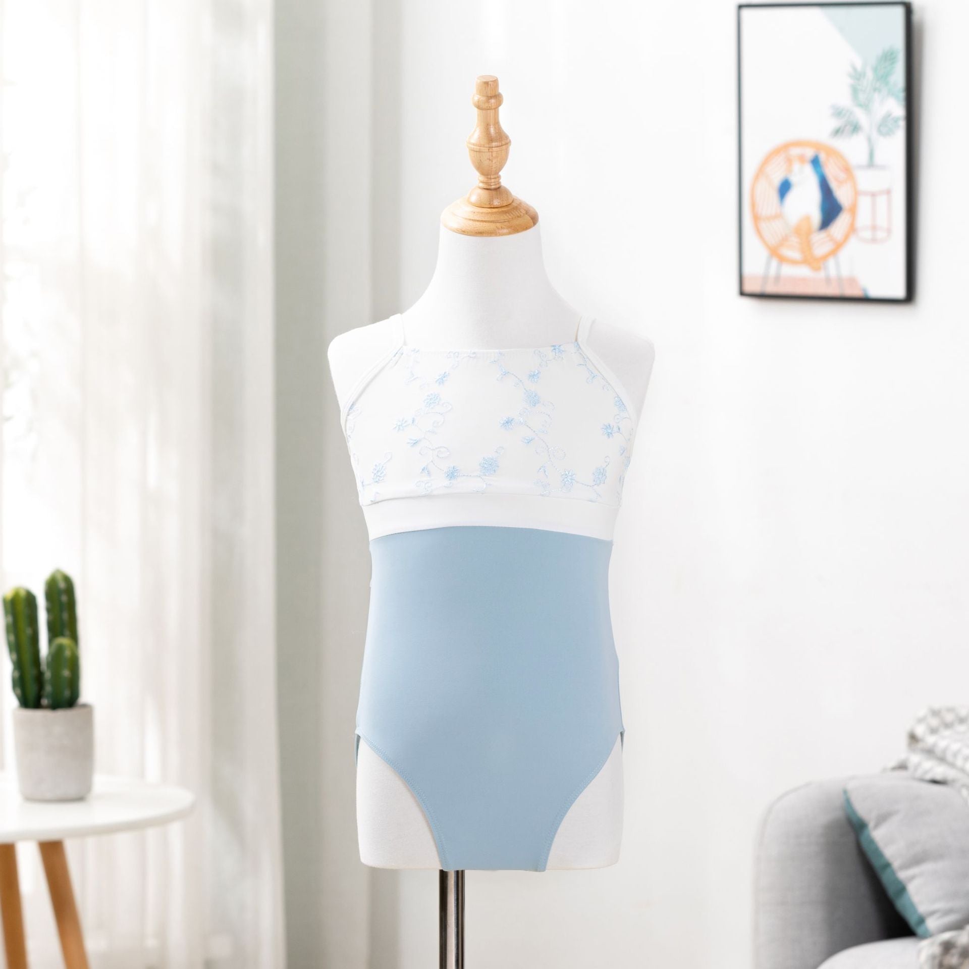 Girls’ Ballet Dancewear Camisole Leotard Mesh Skirt 2-Piece Set